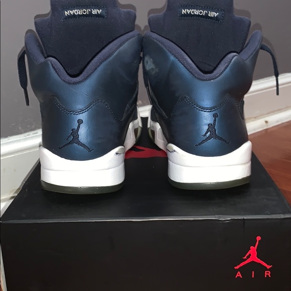 Jordan 5 Retro Bronze - Picture 3 of 3